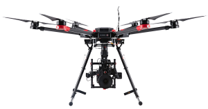 Dron DJI Matrice 600Pro do pomiarów geodezyjnych, fotogrametrii oraz innych zadań, takich jak filmowanie i fotografia.